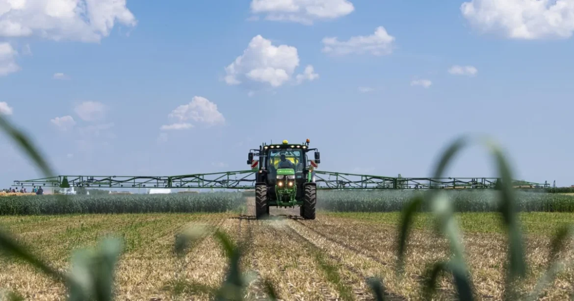 14 milliárdnyi gyanús költés az agrárkamaránál, napidíj a strasbourgi tüntetőknek