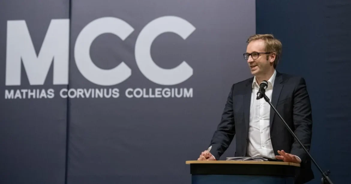 Orbán Balázs emberét kirúgták az MCC éléről