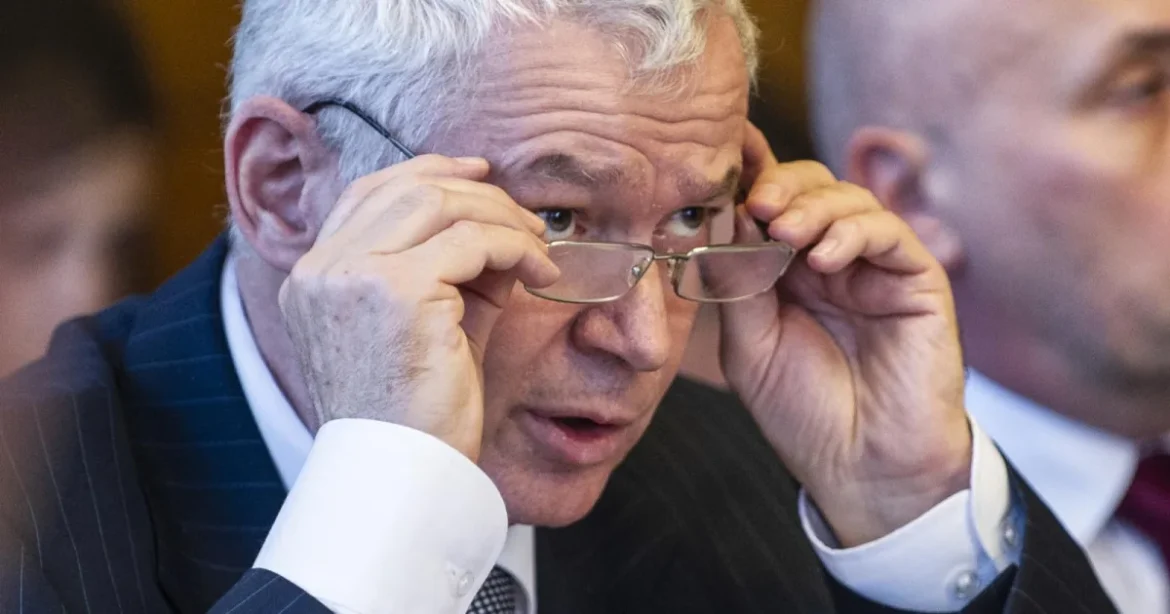 Polt Péter Strasbourgba fordul elmozdítása ügyében