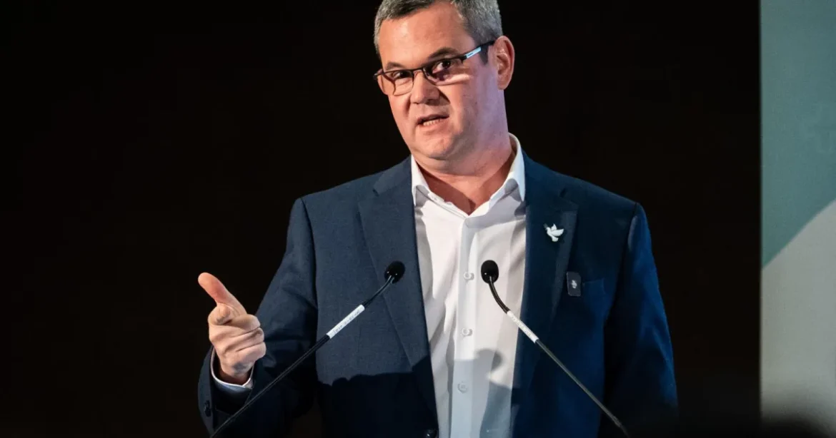 Takács Péter a MOK-ról: Minden szavamat vállalom, amit róluk írtam