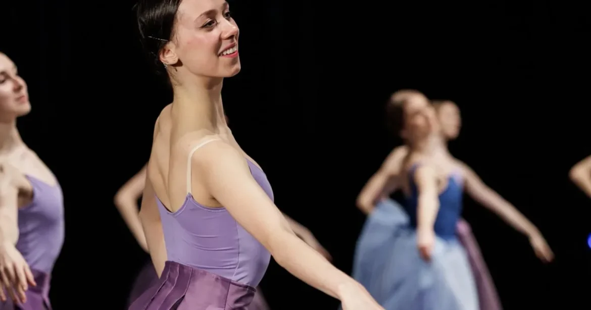 Tíz balerina perli a balettigazgatót az újvidéki színházban