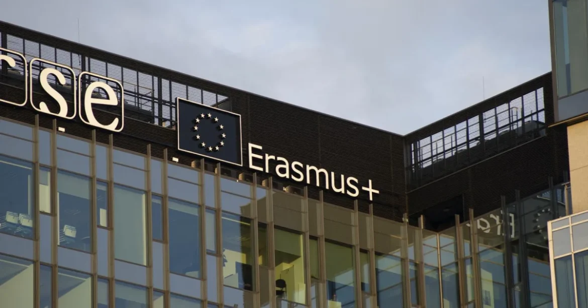 Újraindul az Erasmus, de a magyar egyetemisták előtt még állnak akadályok