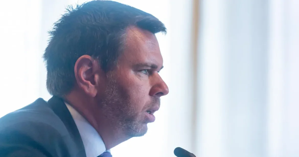 Vitézy Dávid feljelentést tett az M6-os autópálya üzemeltetése miatt