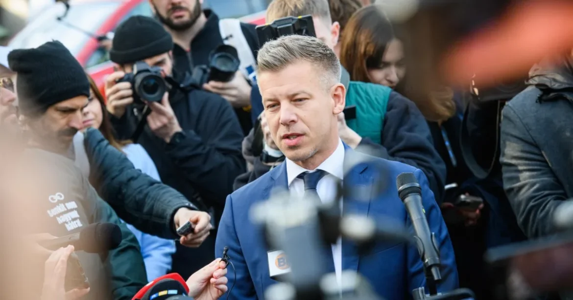 A norvég közmédia elismerte, hogy nem volt fix találkozó Magyar Péterrel