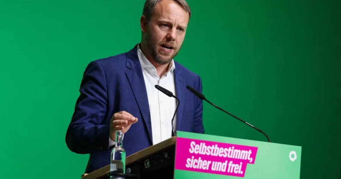 Brüsszel feloldaná a magyar uniós pénzek egy részét, az EP viszont óvatosságra int