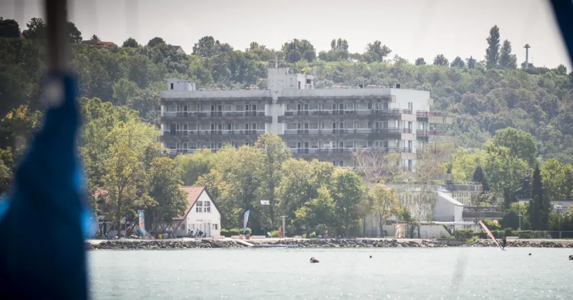 Egyre több luxusberuházás fut zátonyra Balatonaligán