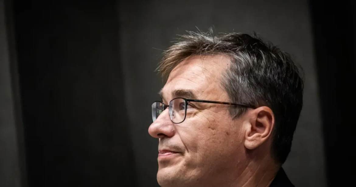 Karácsony Gergelyt kórházba szállították kezelésre