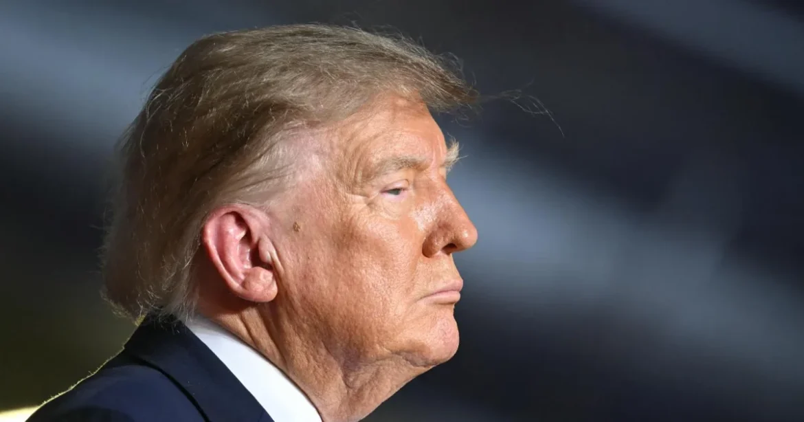 Trump jóváhagyta egy katonai törvényszék által halálra ítélt tömeggyilkos kivégzését